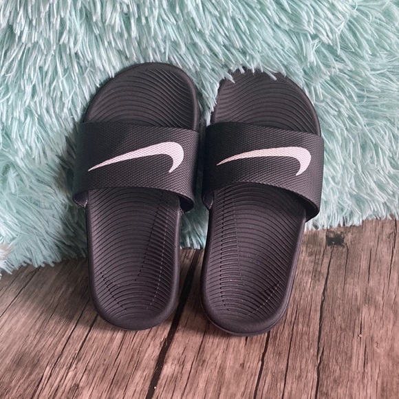 Nike Other - Nike Athletic Slides